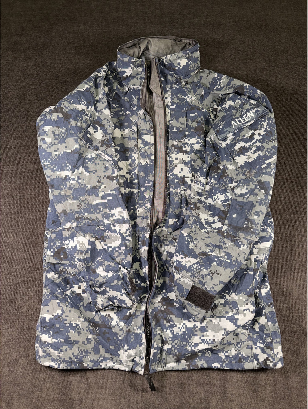 US Navy Working Parka Small Long Digital Camouflage Jacket